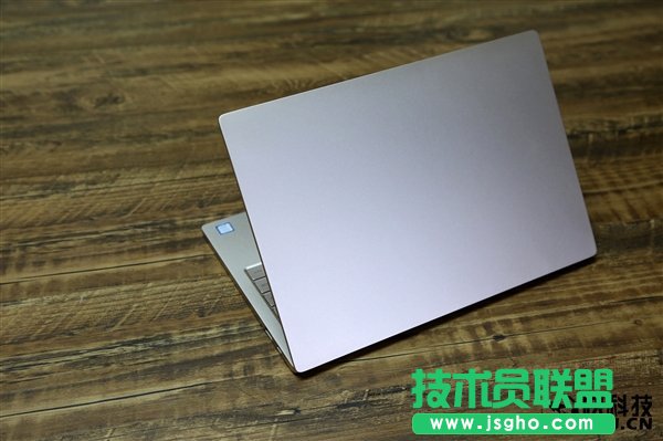第七代Core换心！12.5英寸小米笔记本Air开箱图赏_新客网
