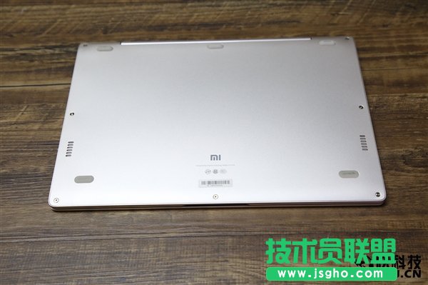 第七代Core换心！12.5英寸小米笔记本Air开箱图赏_新客网