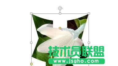 ppt怎么切割图片