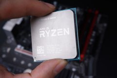 AMD Ryzen5 1600X搭配什么主板和显卡好？