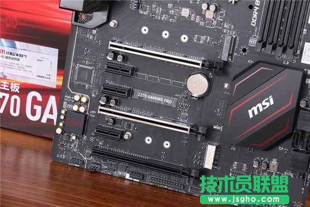全侧透DIY装机实录 i7-7700K配RX580组装电脑教程