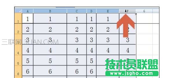 Excel2007怎样设置平均行列间距
