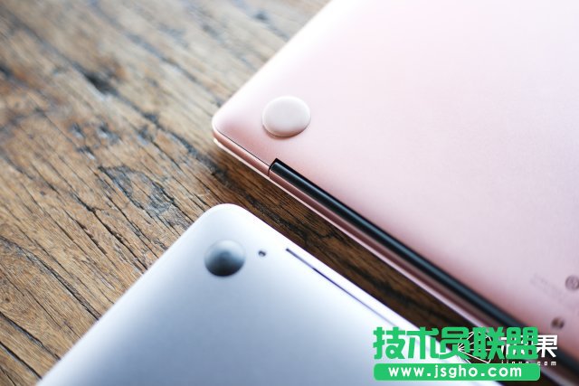 华为MateBook X和苹果MacBook哪个好啊？对比评测