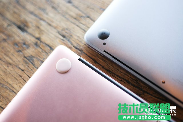 华为MateBook X和苹果MacBook哪个好啊？对比评测
