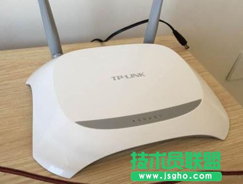 怎么解决TP-link路由器后网速不稳定 三联