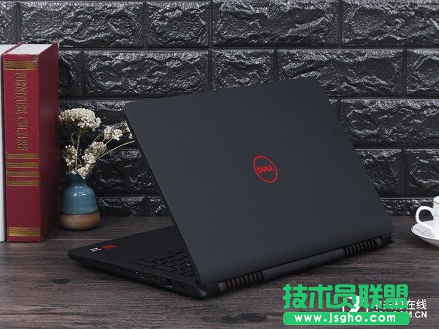 出乎意料 戴尔灵越游匣Speed AMD版评测 