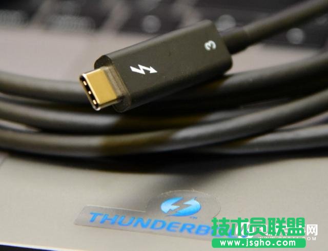 Thunderbolt是什么接口 电脑Thunderbolt3接口知识
