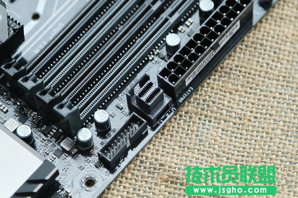 华硕Z270-WS怎么样 华硕Z270-WS全面评测