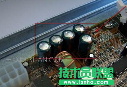 笔记本电脑死机后开机找不到硬盘怎么办 三联