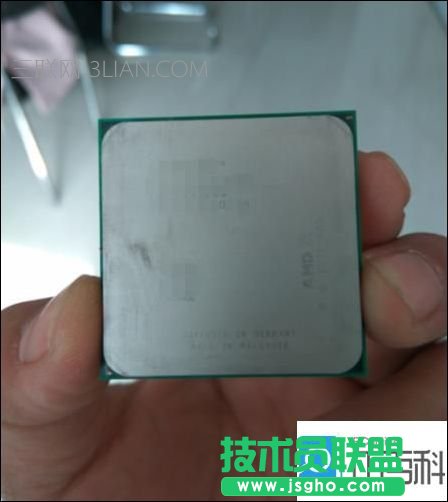 怎么将台式电脑各配件组装起来 三联