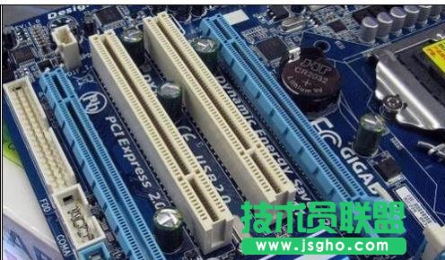 台式电脑怎么去安装独立显卡