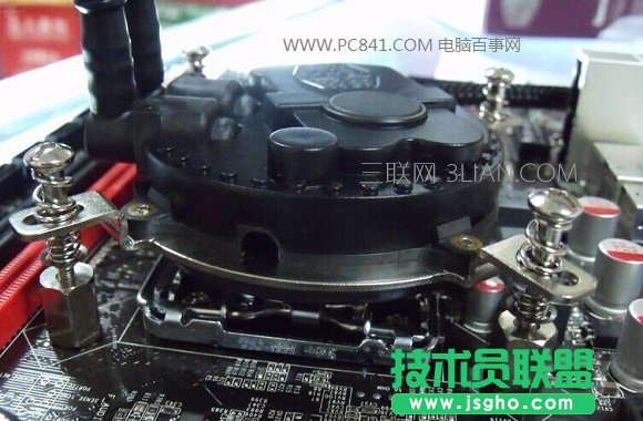 水冷散热器安装图文教程