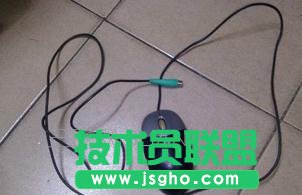 如何连接台式电脑主机与显示器