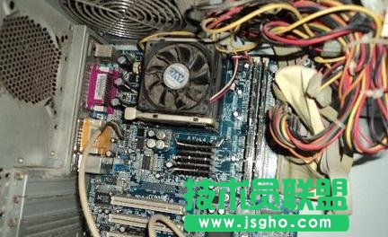 电脑出现花屏怎么解决 三联
