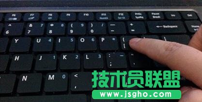 wps文字如何使用缩放功能