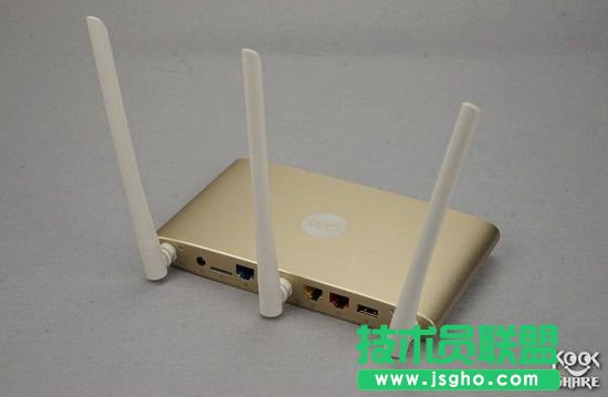 极路由3真机拆解评测