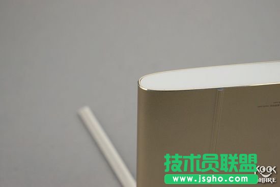 极路由3真机拆解评测