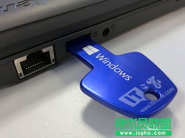 Win10如何移除U盘“写保护”？ 三联