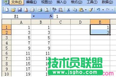 excel按顺序拉数步骤