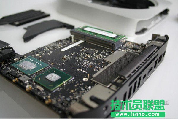 苹果全新Mac mini初步拆解