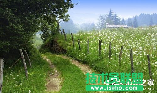 Win7开机后桌面什么都没有怎么办？ 三联