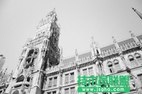 好照片创意拯救模糊废片 三联教程