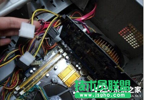 如何解决Win7电脑显示器闪烁的问题？