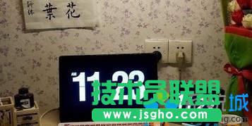 win7系统设置进入锁屏可以显示时间的方法